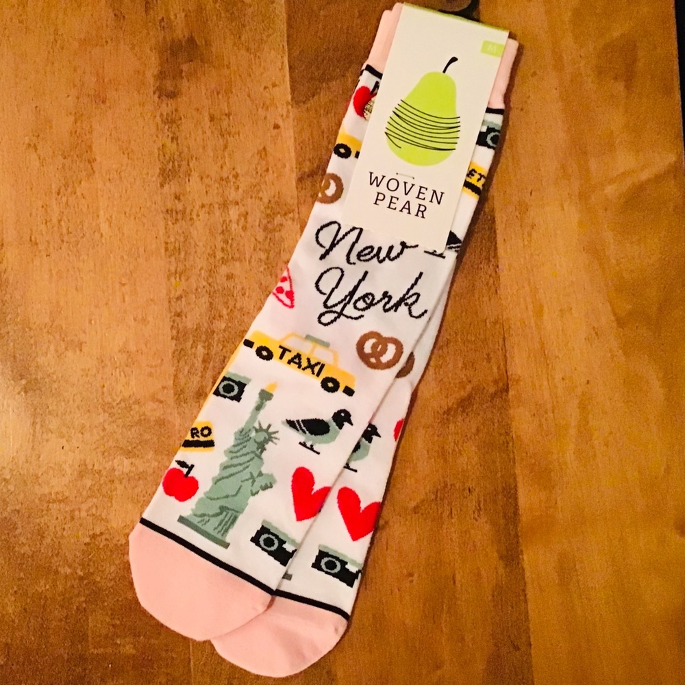 New York City cotton-rich crew socks adult unisex New with tags